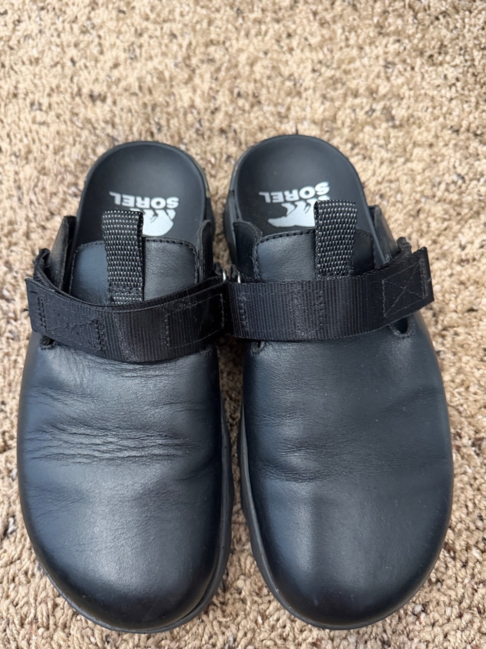 Women’s Sorel Black Leather Slip-On Clogs with Adjustable Strap size 8